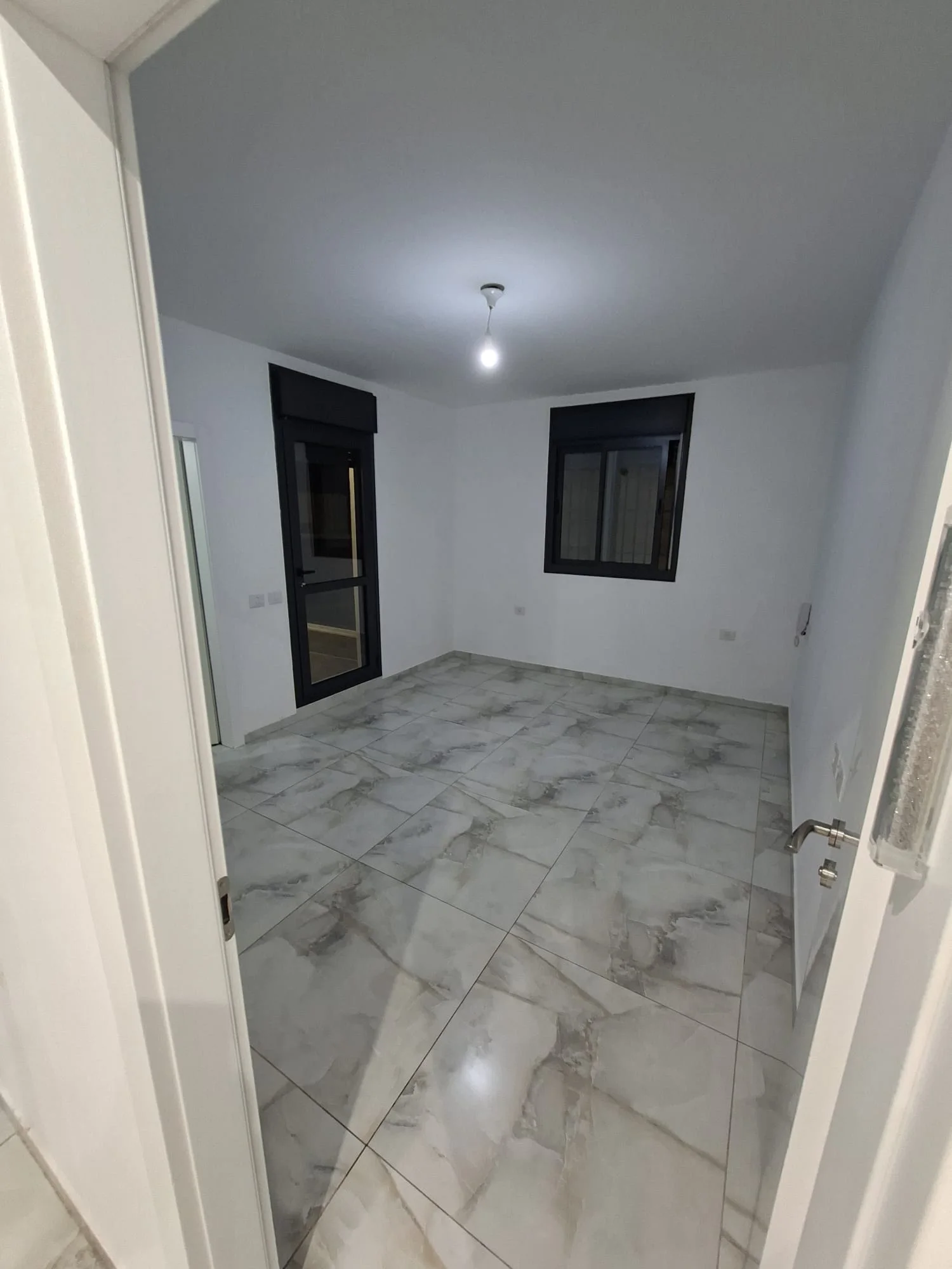 A freshly cleaned room after a Sunshine Cleaners project